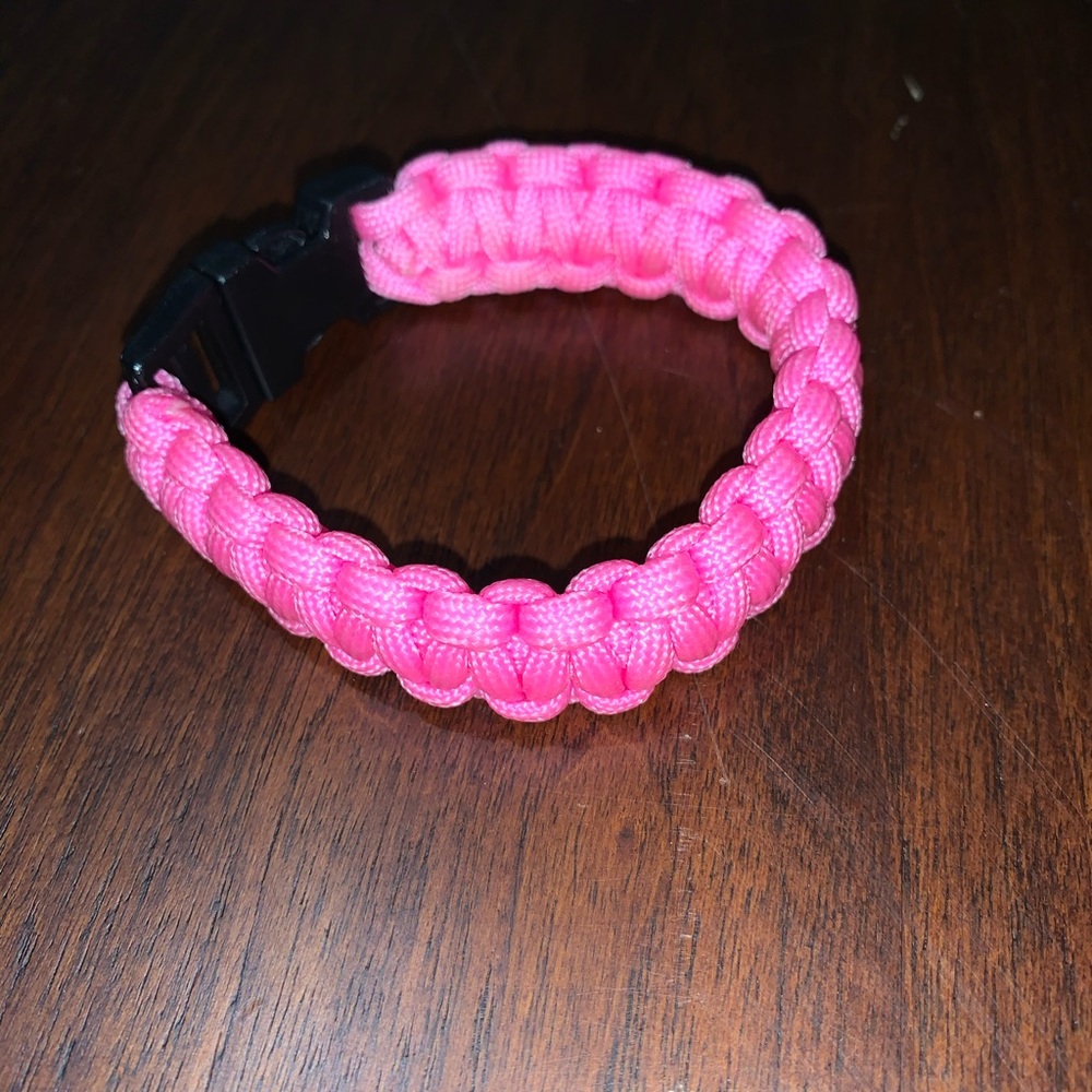 Paracord Survival Bracelet